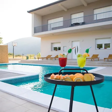 شقة Village موستار